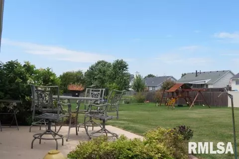2319 W Marks Pl, Dunlap, IL 61525 photo 33