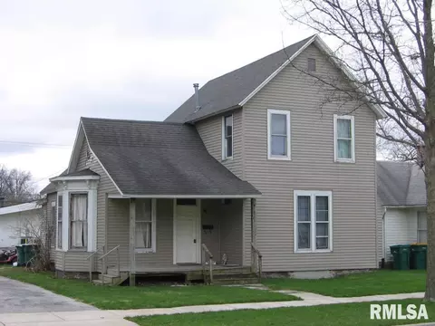 611 E Carroll St, Macomb, IL 61455 photo 2