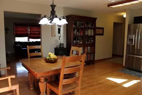 1906 Century Dr, Eureka, IL 61530 photo 10