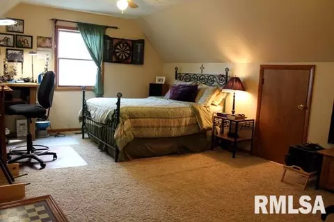 1906 Century Dr, Eureka, IL 61530 photo 18