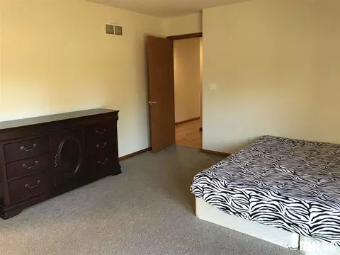 813 N Madison St, Macomb, IL 61455 photo 13