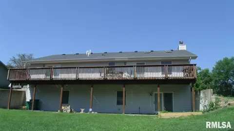 813 N Madison St, Macomb, IL 61455 photo 25