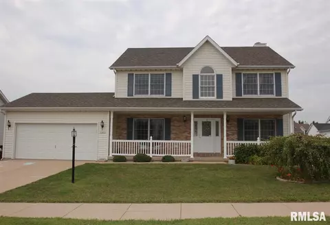 2323 W Marks Pl, Dunlap, IL 61525 photo 1