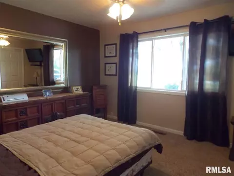 9400 E 900th St, Macomb, IL 61455 photo 6