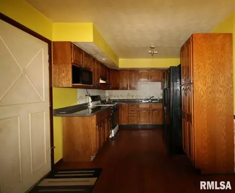 719 E Chatham St, Metamora, IL 61548 photo 6