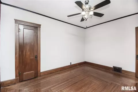 455 E Walnut, Washburn, IL 61570 photo 23