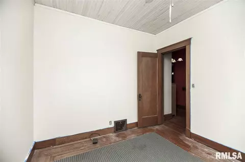 455 E Walnut, Washburn, IL 61570 photo 25