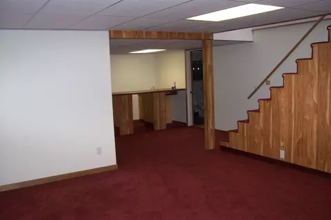 1525 E Myrtle St, Canton, IL 61520 photo 22
