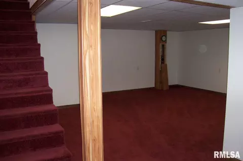 1525 E Myrtle St, Canton, IL 61520 photo 20