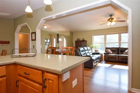 675 County Road 1200 E, Eureka, IL 61530 photo 8