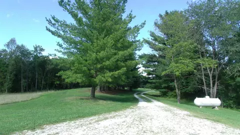 360 Emmy Rd, Macomb, IL 61455 photo 22