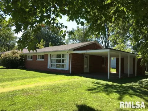 903 Bobby, Macomb, IL 61455 photo 1