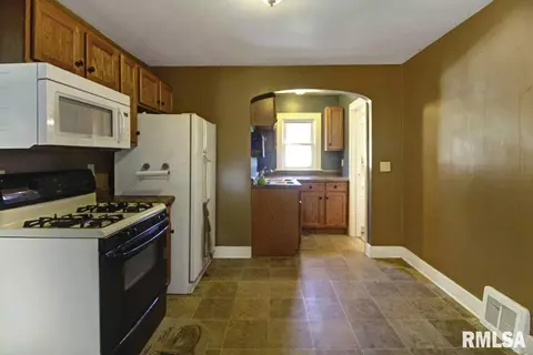 525 E Pasadena Ave, Peoria, IL 61603 photo 12