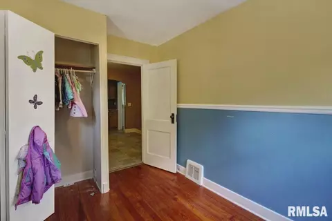 525 E Pasadena Ave, Peoria, IL 61603 photo 10