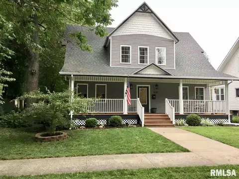 426 S Randolph St, Macomb, IL 61455 photo 1