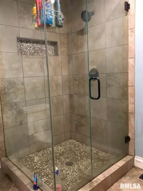 426 S Randolph St, Macomb, IL 61455 photo 22