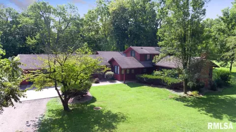 260 Grimm Rd, Congerville, IL 61729 photo 2