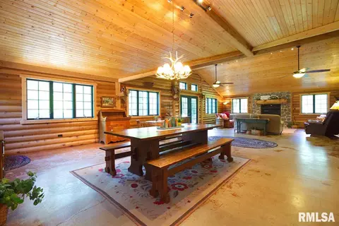 260 Grimm Rd, Congerville, IL 61729 photo 9