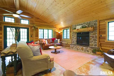 260 Grimm Rd, Congerville, IL 61729 photo 8