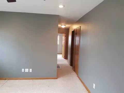 2210 Easter Ave, Pekin, IL 61554 photo 9