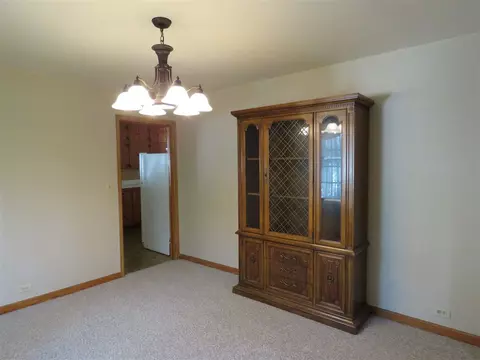314 E James St, Eureka, IL 61530 photo 17