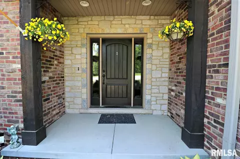 1109 S Copperpoint Dr, Dunlap, IL 61525 photo 4