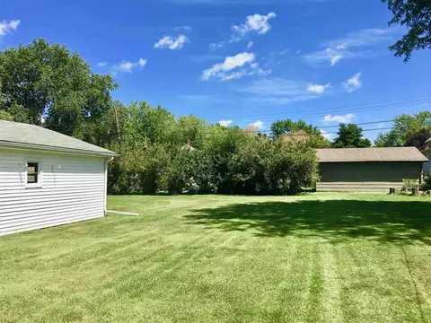 705 S Lafayette St, Macomb, IL 61455 photo 24