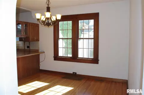610 Beverly Ave, Macomb, IL 61455 photo 7