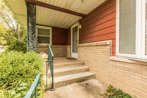 100 Pieper Cir, Delavan, IL 61734 photo 3