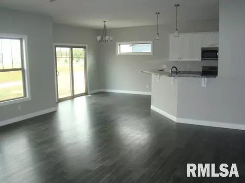 2121 Lexi Dr, Eureka, IL 61530 photo 4