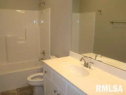 2121 Lexi Dr, Eureka, IL 61530 photo 12