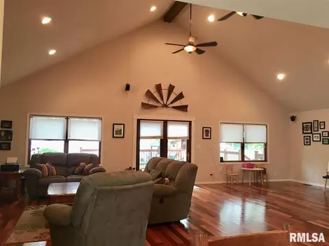1110 E Washington St, Macomb, IL 61455 photo 15
