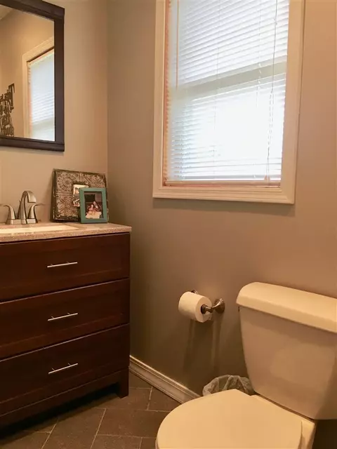 1110 E Washington St, Macomb, IL 61455 photo 4