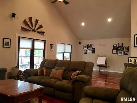 1110 E Washington St, Macomb, IL 61455 photo 18