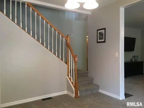1110 E Washington St, Macomb, IL 61455 photo 3