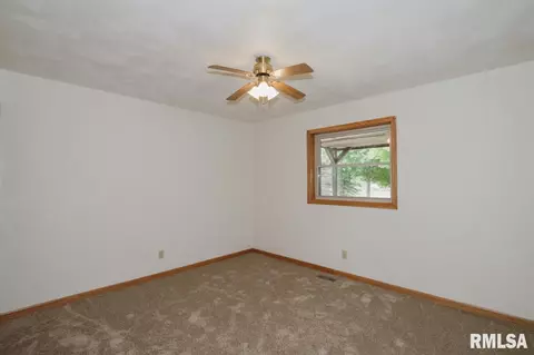 422 Grimm Rd, Congerville, IL 61729 photo 21
