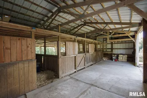 422 Grimm Rd, Congerville, IL 61729 photo 5