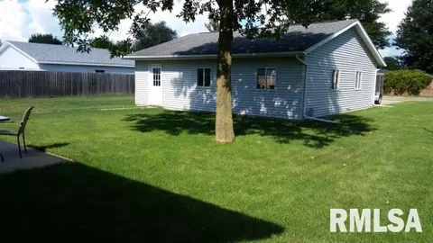 305 Central, Saint David, IL 61563 photo 31