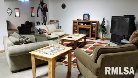 305 Central, Saint David, IL 61563 photo 25