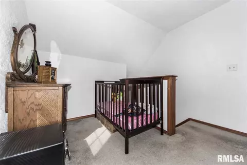 304 E Center St, Eureka, IL 61530 photo 26