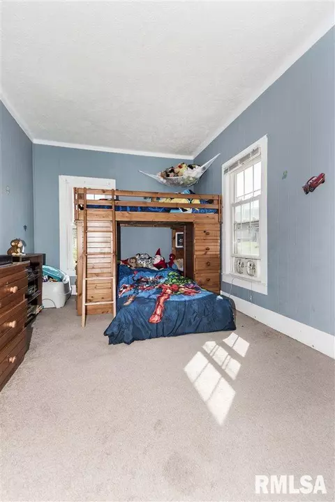 304 E Center St, Eureka, IL 61530 photo 18