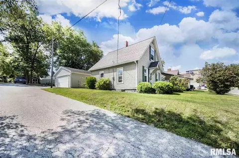 304 E Center St, Eureka, IL 61530 photo 35