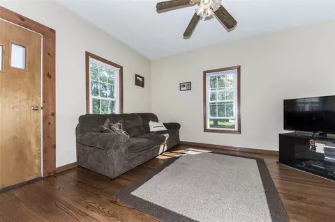 304 E Center St, Eureka, IL 61530 photo 16