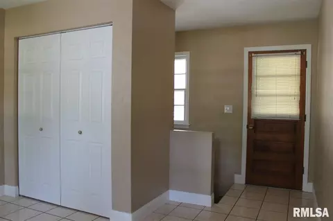 276 W Forrest Dr, Metamora, IL 61548 photo 10
