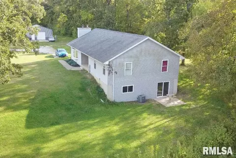 1963 Lowpoint Rd, Lowpoint, IL 61545 photo 3