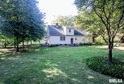 214 Edgewood Rd, Eureka, IL 61530 photo 5
