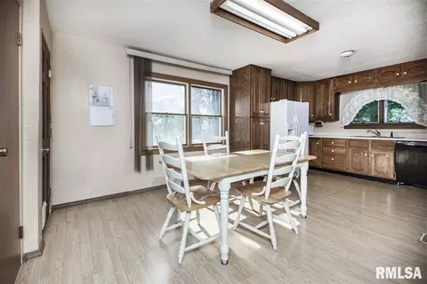 214 Edgewood Rd, Eureka, IL 61530 photo 12