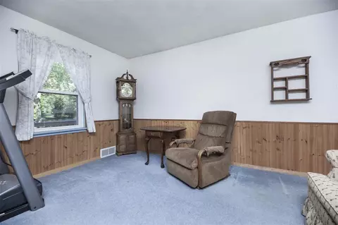 214 Edgewood Rd, Eureka, IL 61530 photo 8