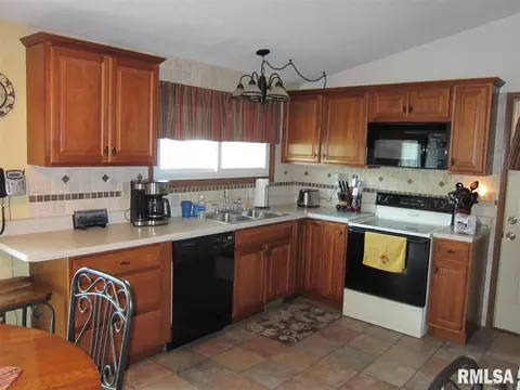 124 E 7th, Dunfermline, IL 61524 photo 8