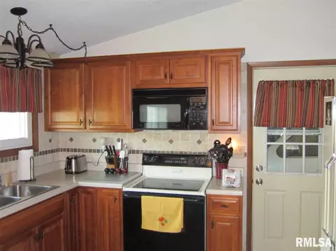 124 E 7th, Dunfermline, IL 61524 photo 7